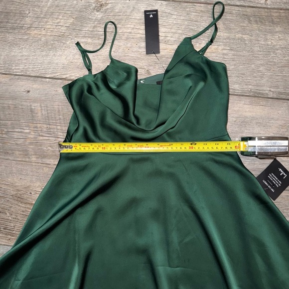 NWT Lulus Green Satin Mini Dress Cowl Neck Spaghetti Strap Party Cocktail - Picture 10 of 10